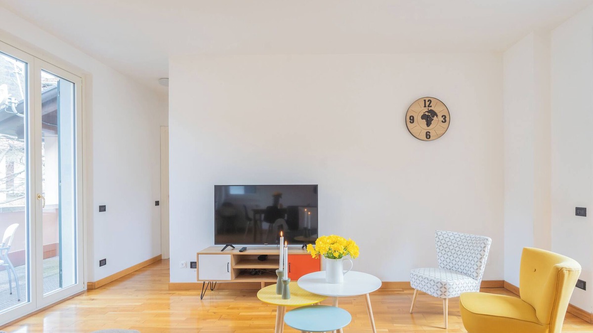 Consiglio di Rumo Apartment | Ponente Balcony & Garden by Rent all Como