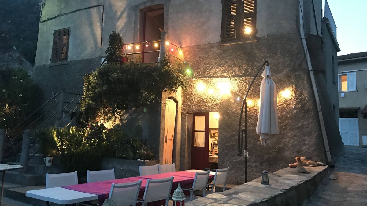 Castirla House | Ponte Castirla Independent room at the door of The Magic Scala Santa Regina