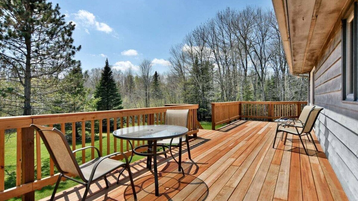Clam Lake Cabin | Pony Express on the West Fork of the Chippewa River in Clam Lake, WI