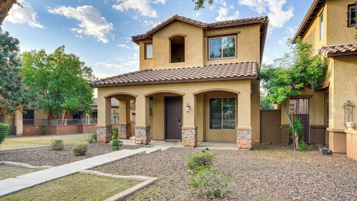 Litchfield Park House | Pool Access & Private Patio: Litchfield Park Home!