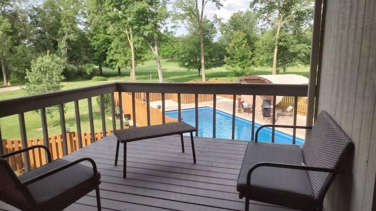 Rockford House | Pool, Arcade, Hot Tub and more @16th and Aldeen