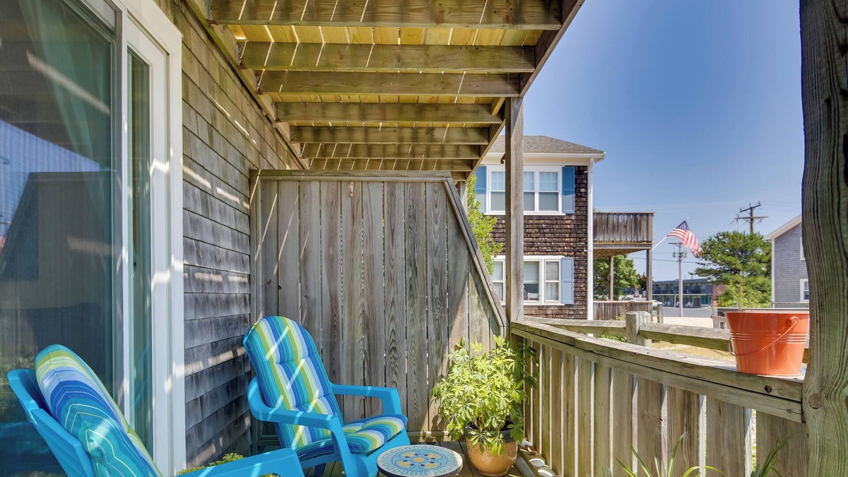 Provincetown Condo | Pool & Beach Access: Coastal Condo in Provincetown