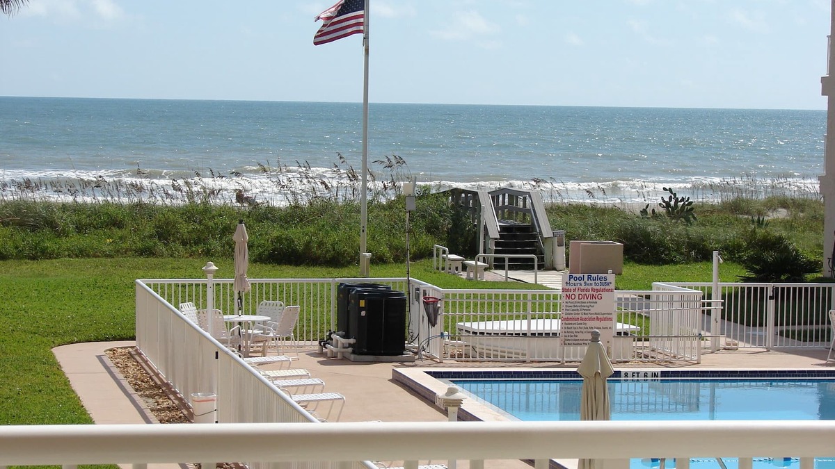 Cocoa Beach Condo | Pool/Beach View Condo