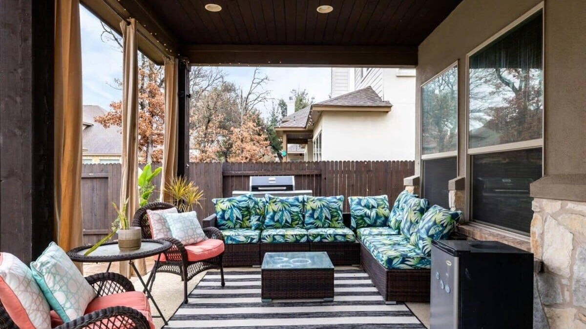 Cedar Park House | Pool, Casita, Movie Room | The Wilson - Portoro