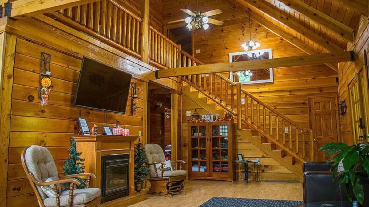 Stanton House | Pool - Fire Pit - RV Parking - Family Friendly
