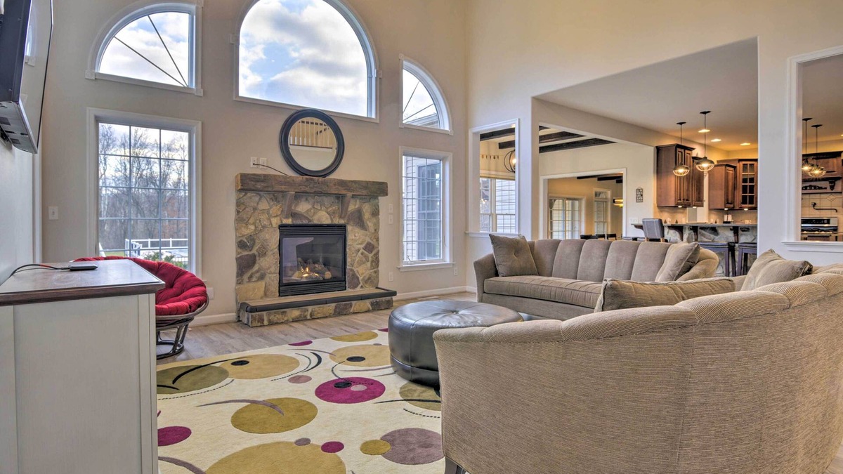 Hershey House | Pool & Furnished Patio: Group Getaway in Hershey
