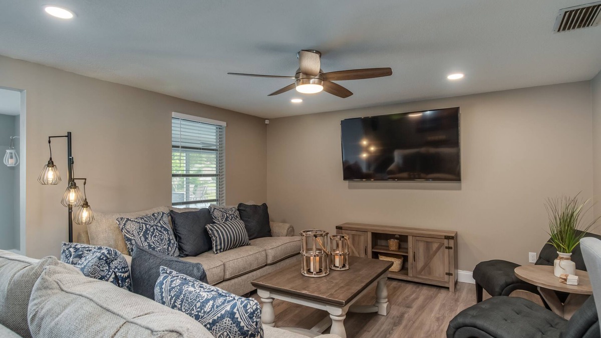 Ocala House | ⭐️POOL|GAMEROOM*Lanai Hangout*Open Concept Design🌊