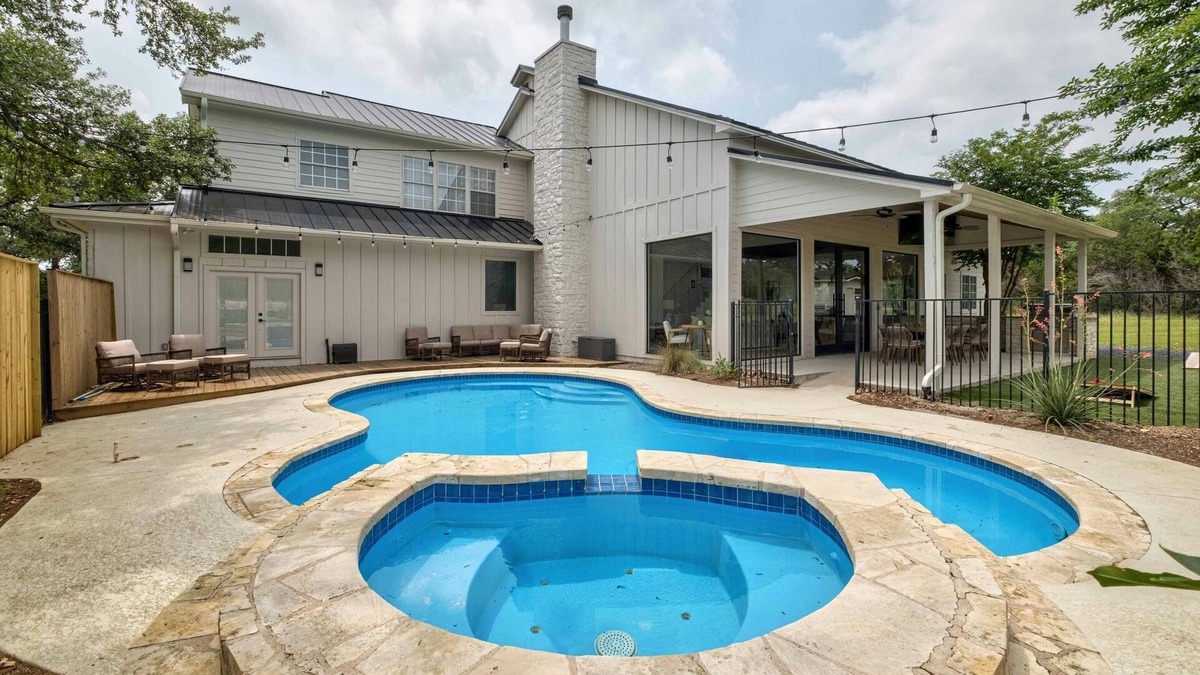 Dripping Springs House | Pool & Hot Tub + Close to Wineries - El Dorado!