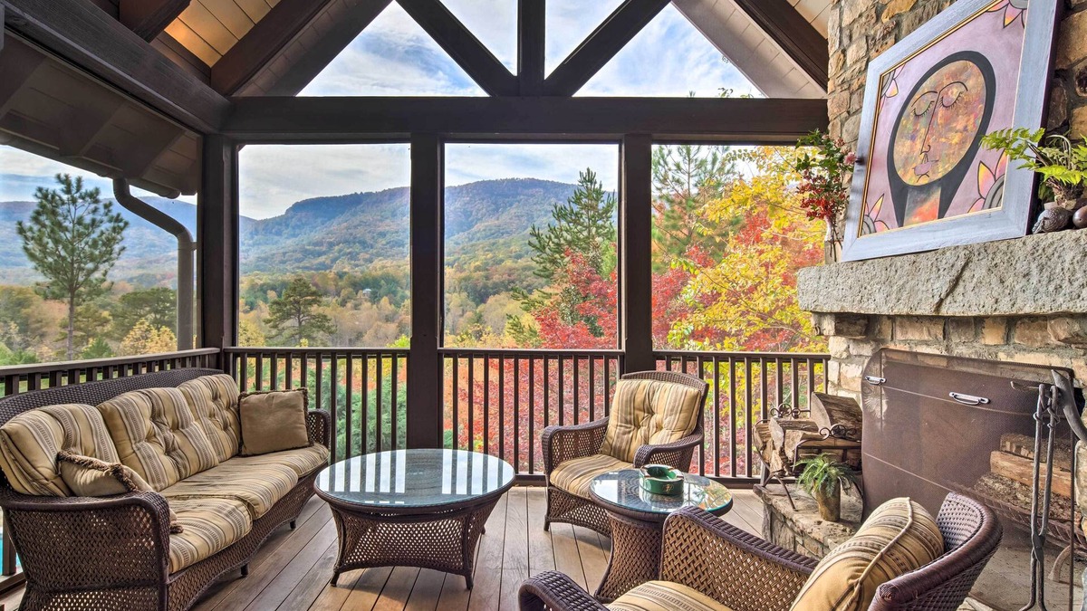 Mill Spring House | Pool & Mountain Views: Stunning Mill Spring Home!