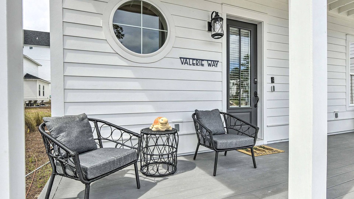 Inlet Beach House | Pool now open! Reduced Rates for 2023~Beach Access 1/2 Mi~4 Bikes~Sleeps 14