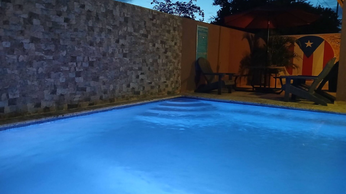 Mayaguez House | POOL PARTY HOUSE keep the family together fit 10 +