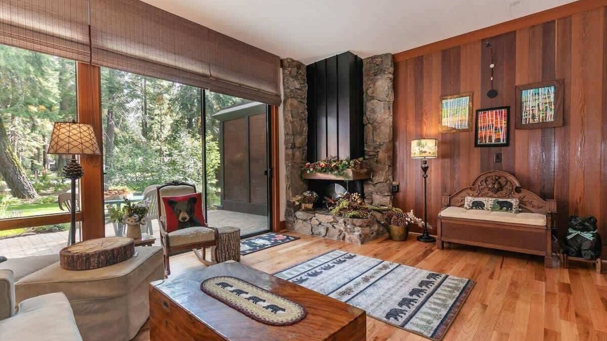 Tahoe Sierra Estates House | Pool|Pier|Beach|Tennis|Pickleball|Walk to Town