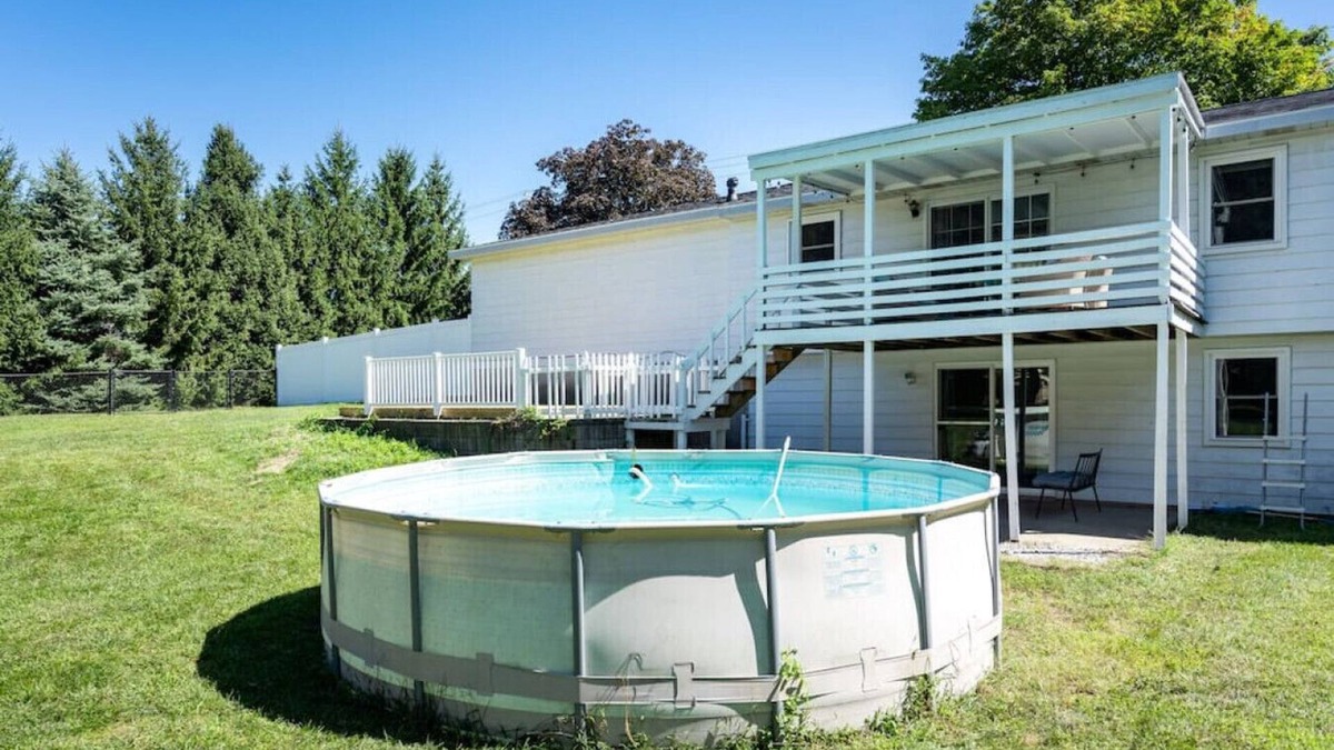 Hudsonville House | Pool, Playground, Family Fun!