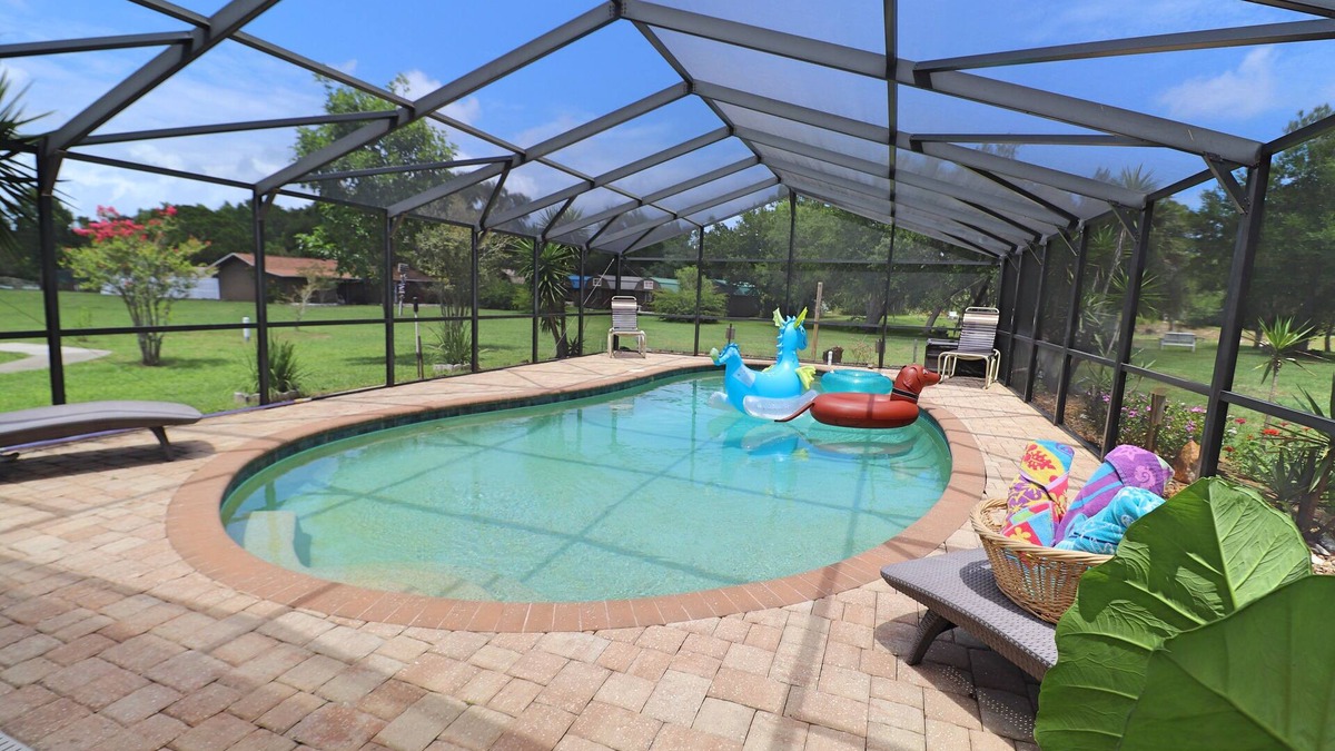 Volusia County House | Pool, Pony and Rural Bliss, minutes away from the Intracoastal.