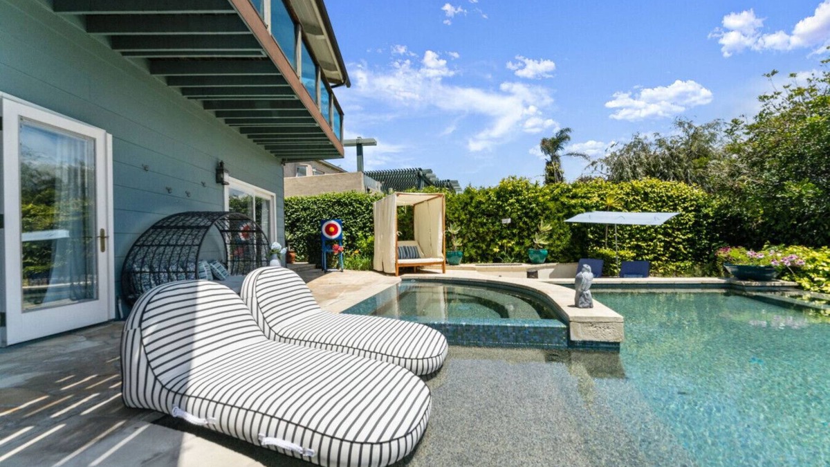 La Playa House | Pool side hideaway near beaches and fun!