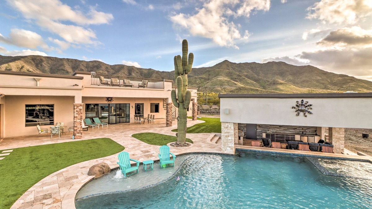 Laveen Village House | Pool & Spa: Pet-Friendly Mansion in Phoenix!