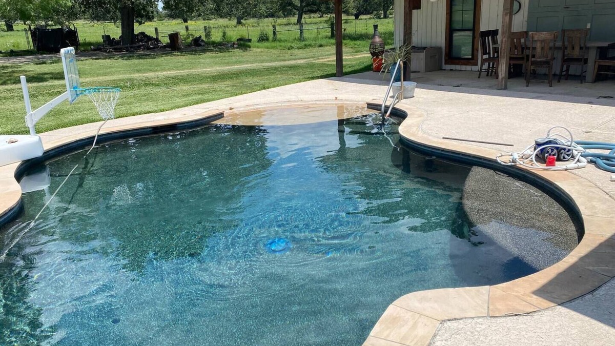 Goliad Apartment | Pool, Starry Nights, No Cleaning Fee