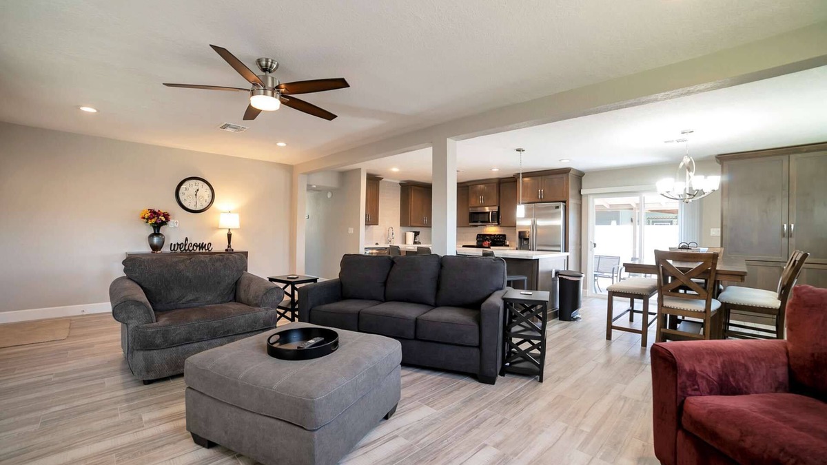 Papago Parkway House | Pool Table, garage, FREE GOLF, & Dog Friendly! Near ASU, Tempe, Old Town Scottsdale & Giants Stadium