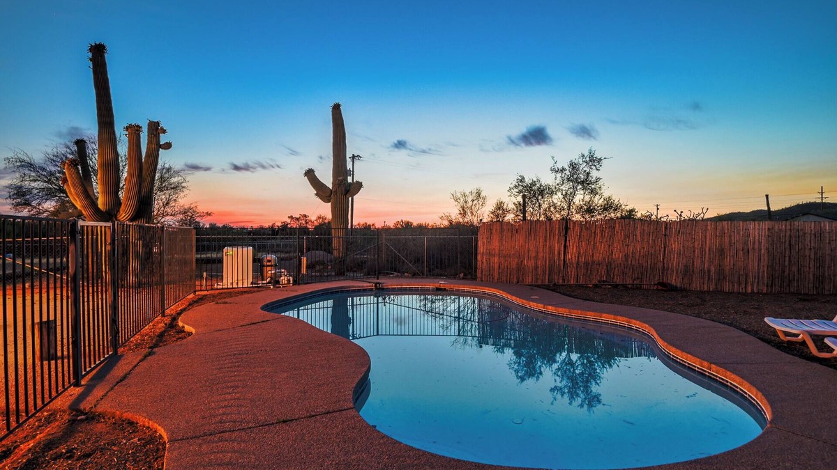 Tucson Estates House | POOL & views! Serenity SW