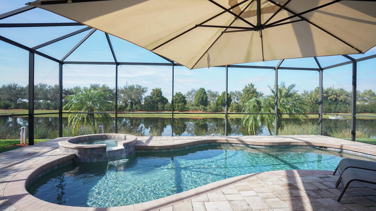 Braden River Villa | Pool Villa, 3BR/3BA, private heated pool, Golf Community, Pet friendly