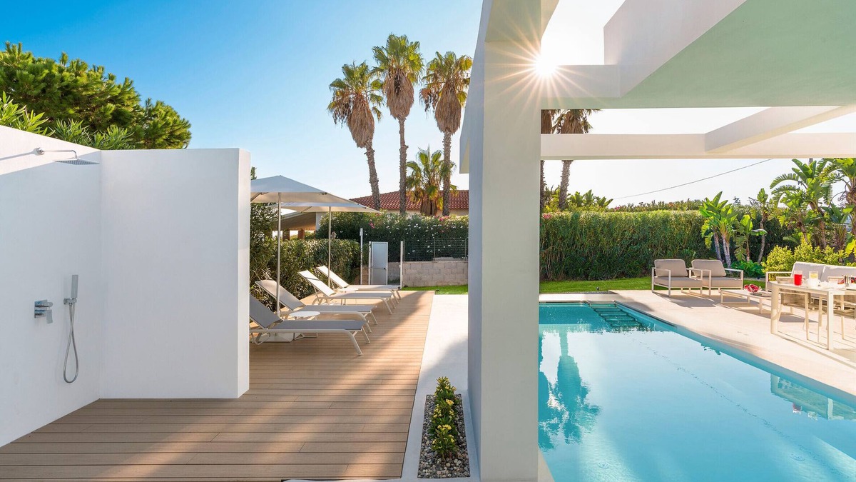 Punta Milocca Villa | Pool villa few steps from the sea, Siracusa