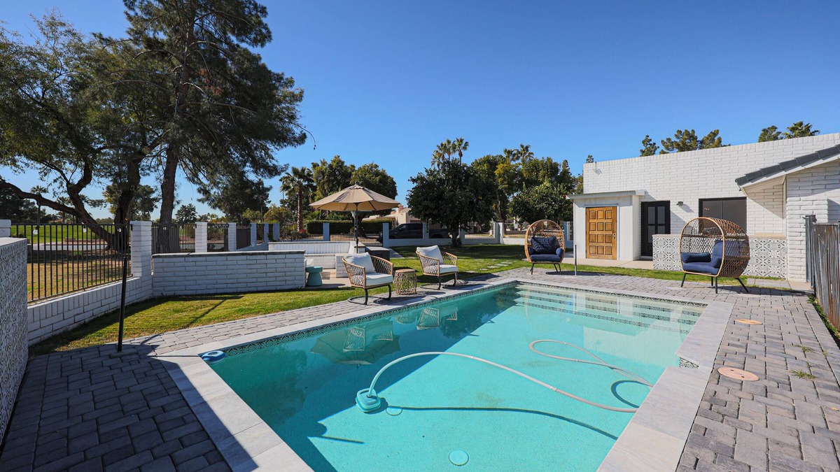 Litchfield Park House | POOL & Wigwam Gold Course Golf views in desirable Litchfield Park, AZ