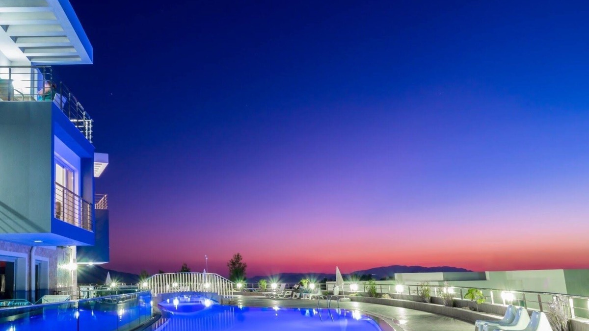 Sogucak Apartment | Poolside Apartment with Private Terrace – Stay at Lavender Residence