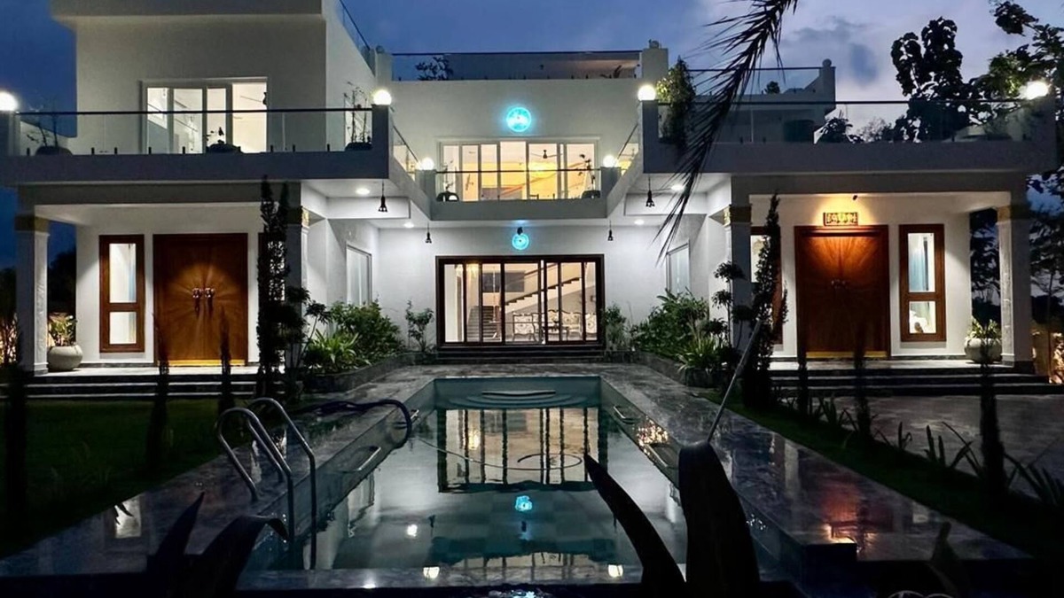Chevella Villa | Poorna: New Luxury 5 BHK Villa w/Pool, Jacuzzi & Views