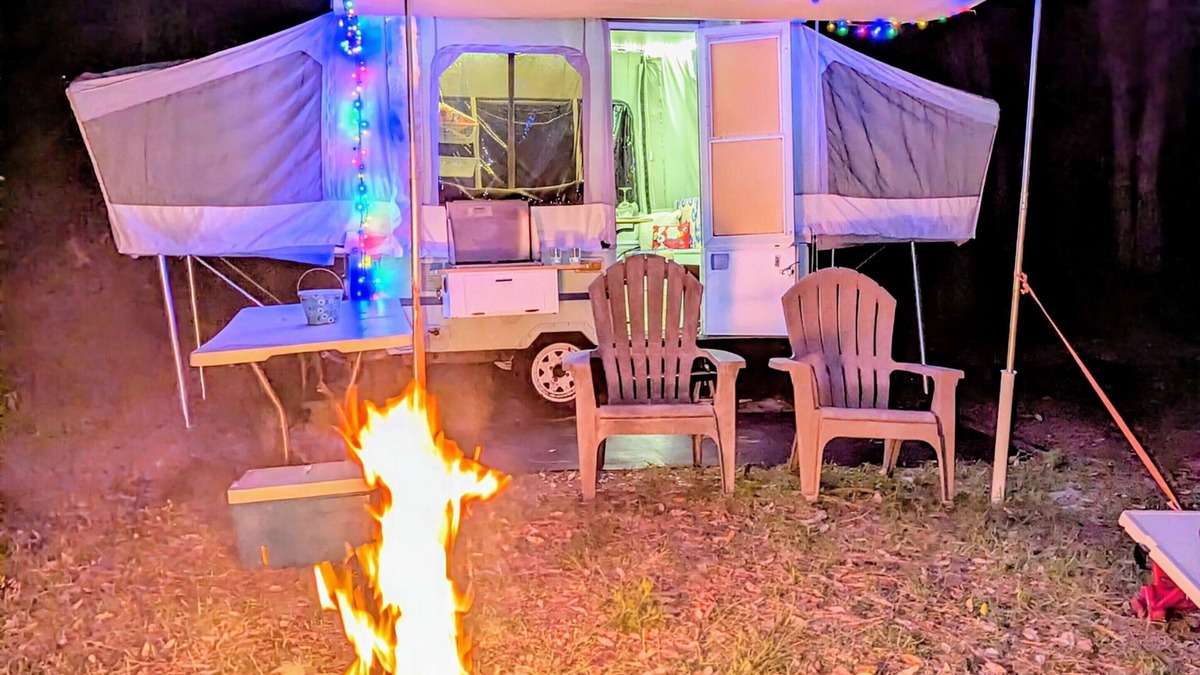 Edgar RV Rental | Pop-Up Glamping Adventure. !Pet Welcome!