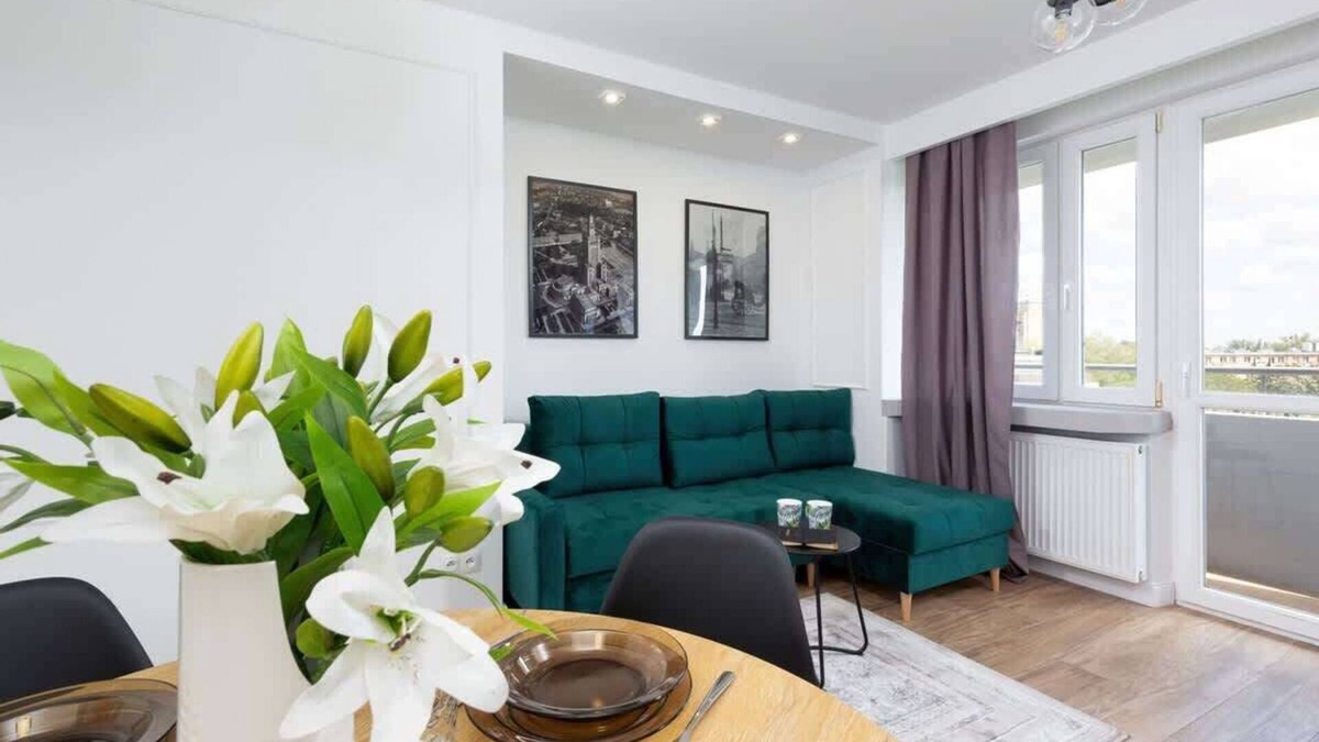 Zoliborz Apartment | Popiełuszki 17C | Modern Apartment | Balcony