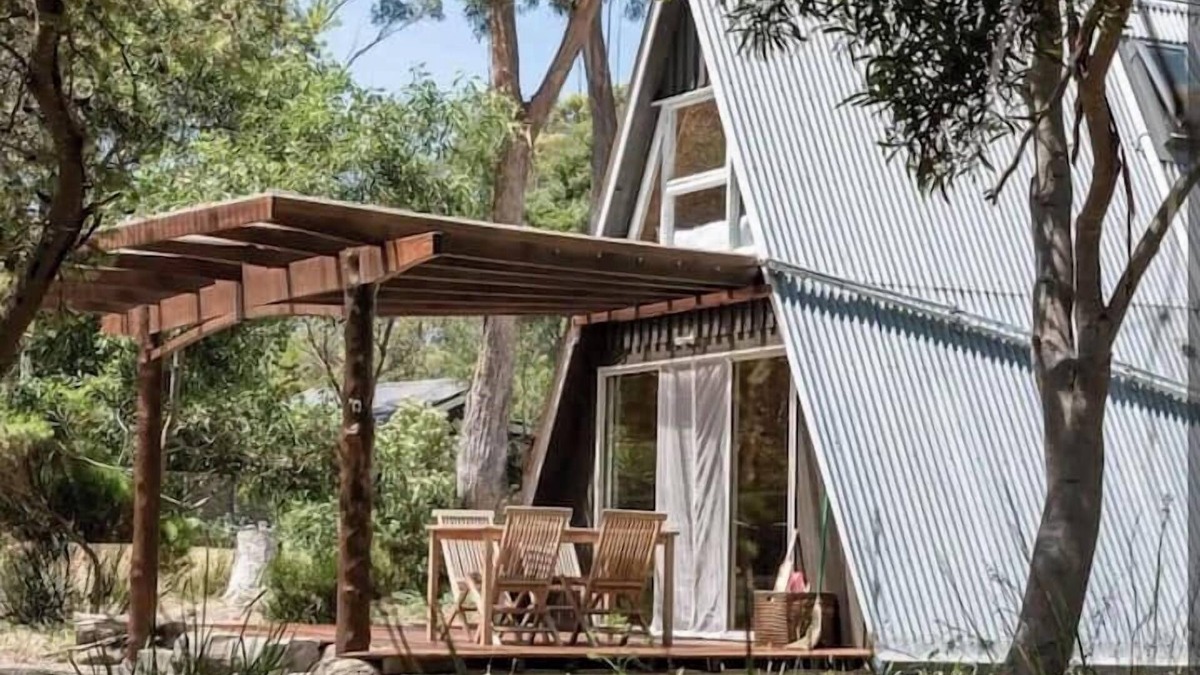 Great Bay House | Poppies homely retreat