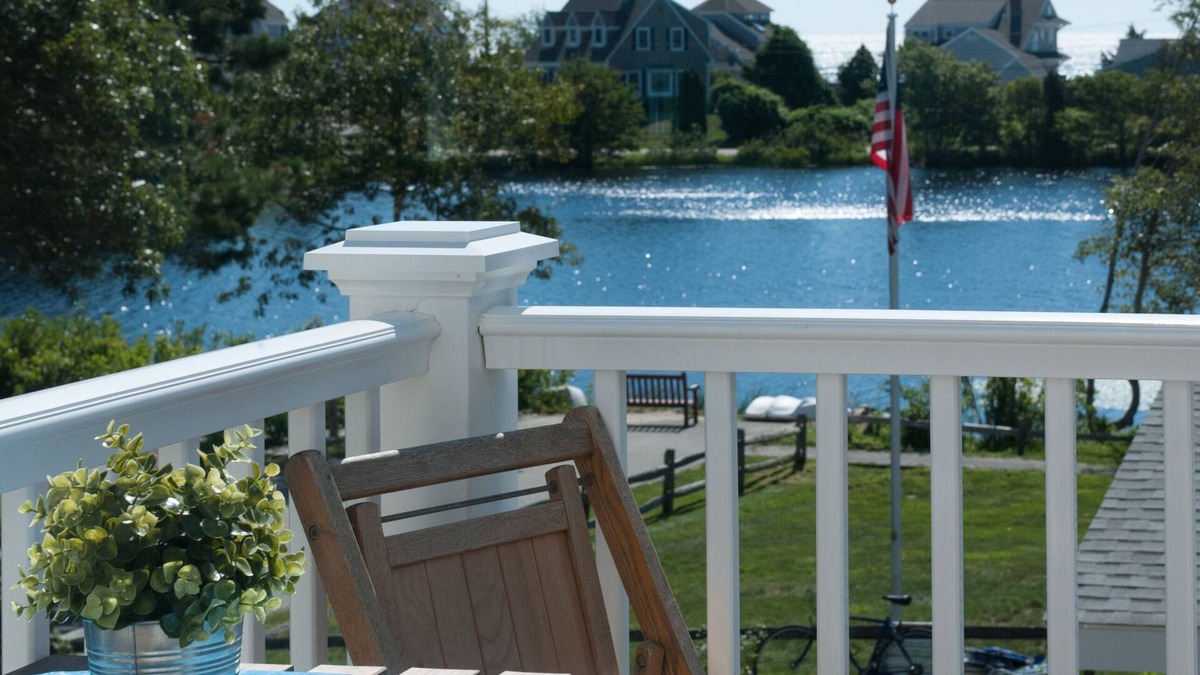 Popponesset House | Popponesset-3 bedrooms, 4 baths, Sleeps 6, w/outdoor shower
