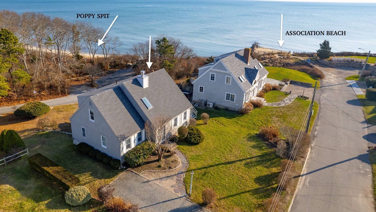Popponesset House | Popponesset- 3 bedrooms, 3 baths, sleeps 6 & outdoor shower. Views for miles.