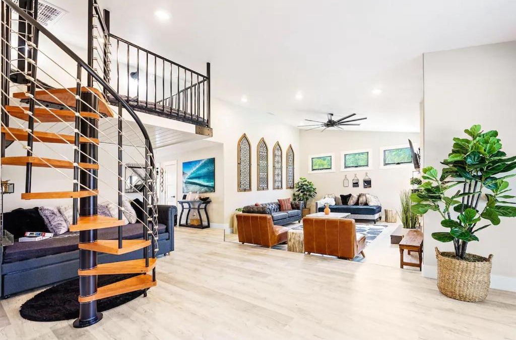 Spinnaker Hill House | Poppy Cottage Open Floor Plan Modern Luxury