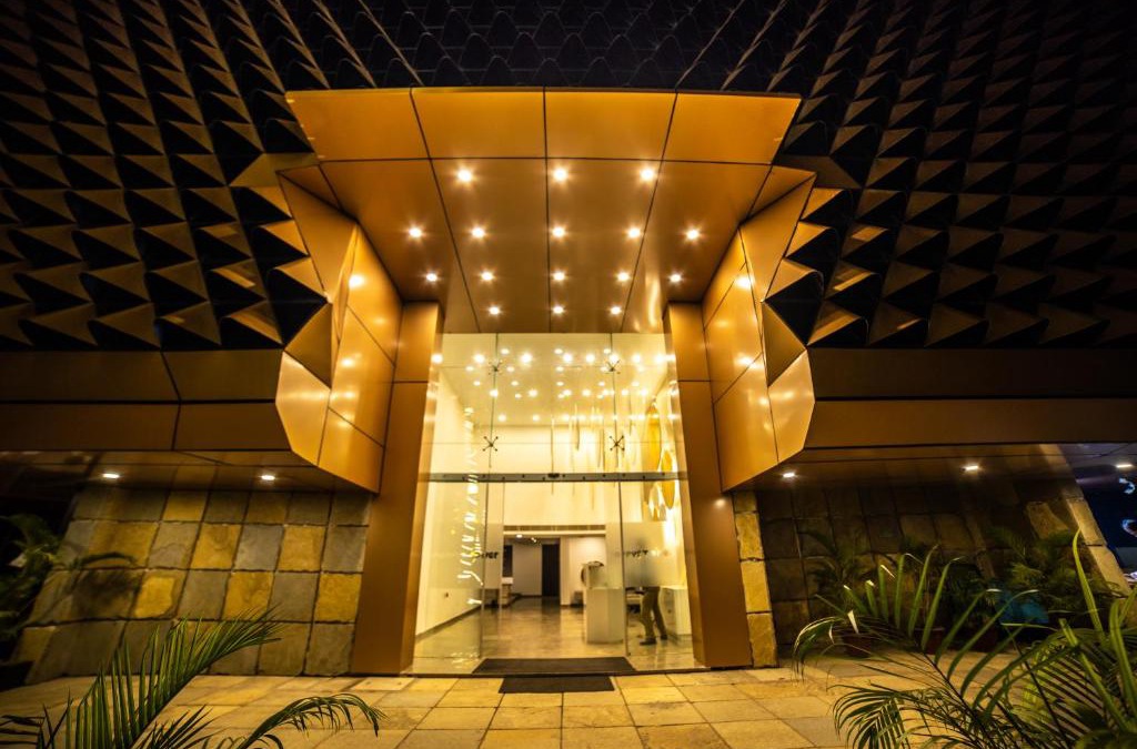 Coimbatore Hotel | Poppys Tower (A UNIT OF POPPYS KNIT WEAR)