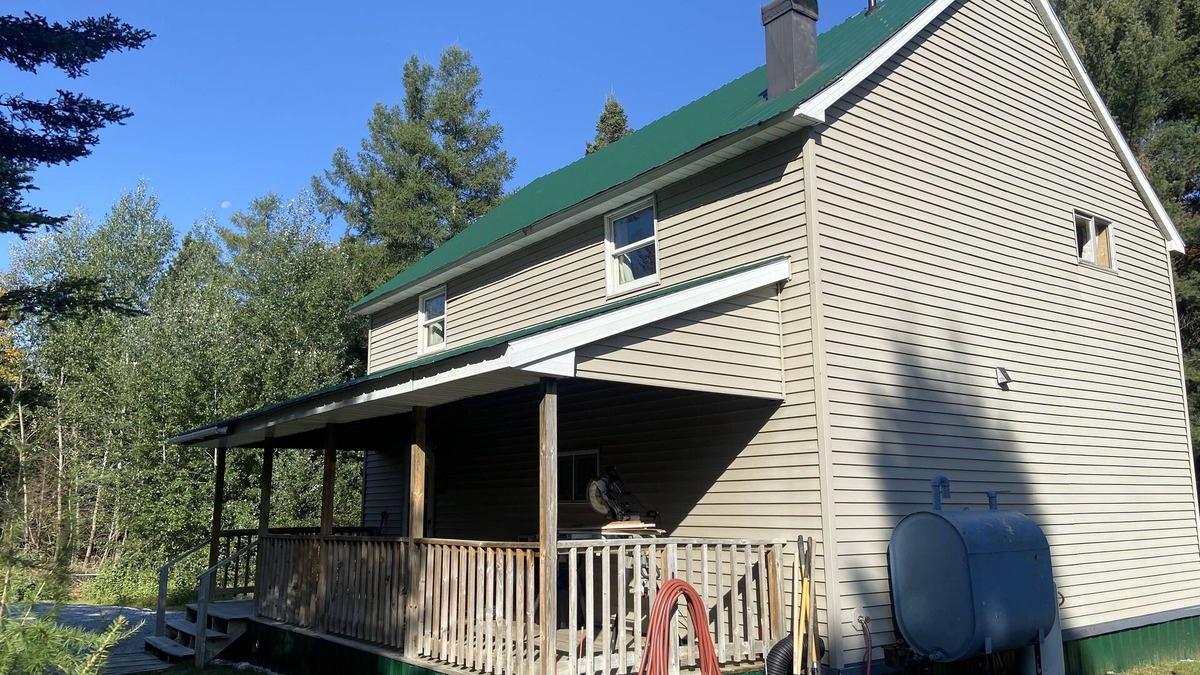 De Tour Village House | Porcupine Cabin - enjoy all your outdoor activities