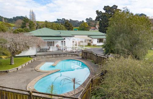 Lower Kaimai House | Poripori Homestead