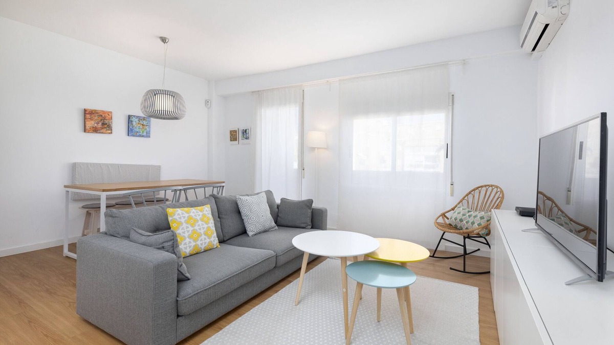 La Creu del Grau Apartment | Port Area II. WiFi + Air Condition