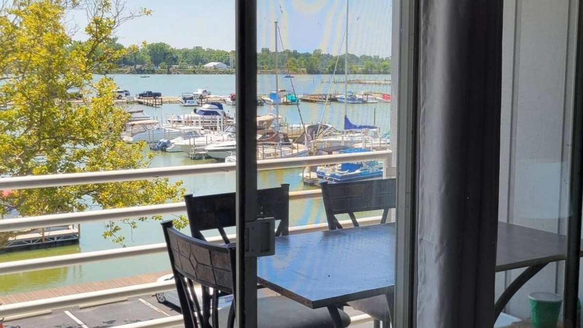 Port Clinton Condo | Port Clinton Paradise-Waterfront 2-bedrooms, Pool, & Hot Tub by Jet Express