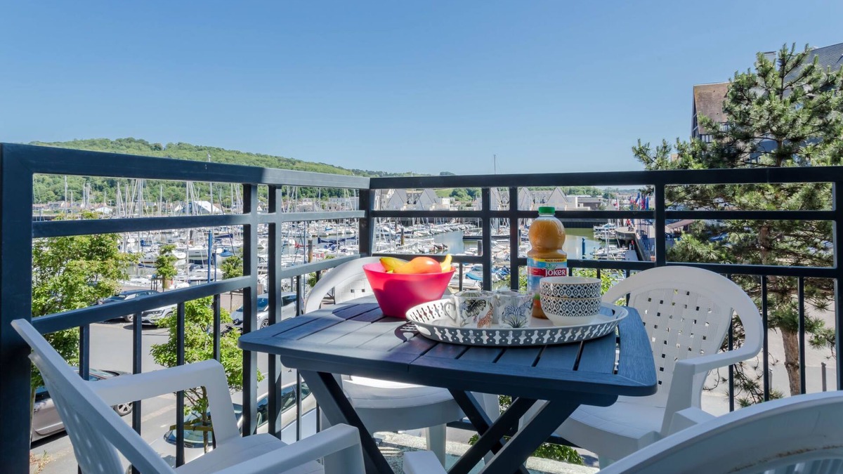 Port Guillaume Apartment | Port Guillaume by Interhome
