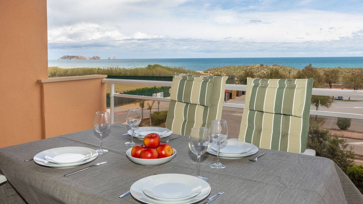 Pals Apartment | Port Pals A III by Interhome