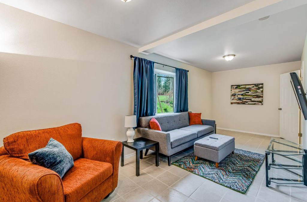 Camano Island House | Port Susan Bay - B