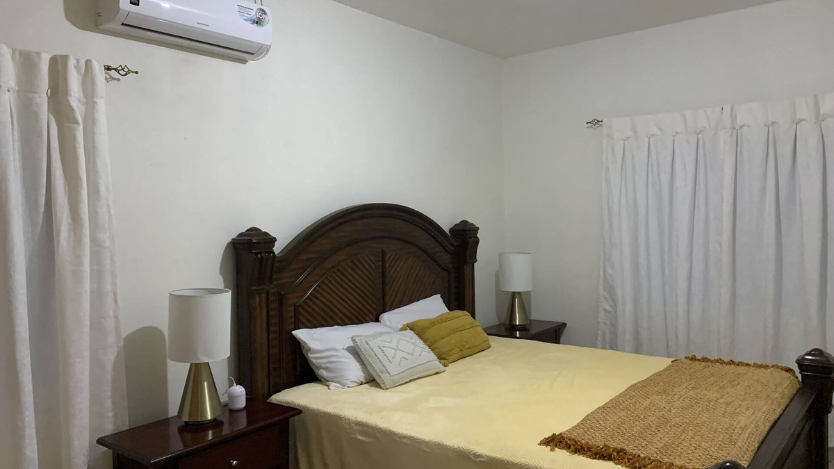 Portmore House | Portmore Hideaway - Cozy 2 bedroom 2 bath retreat in quiet neighborhood . nnnnn