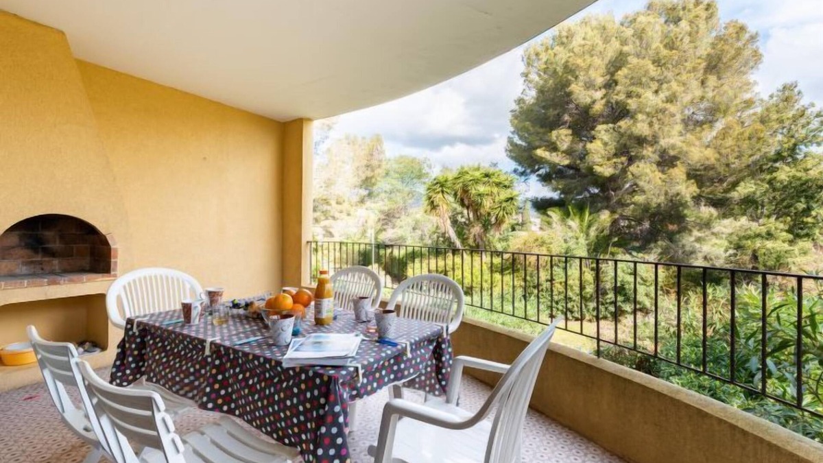 Cavaliere Apartment | Porto di Mar by Interhome