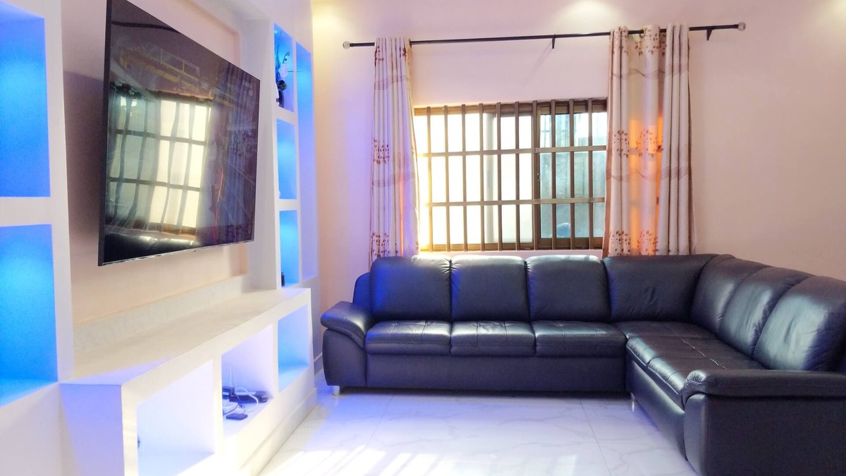 Porto-Novo House | Porto-Novo Charmed Townhouse
