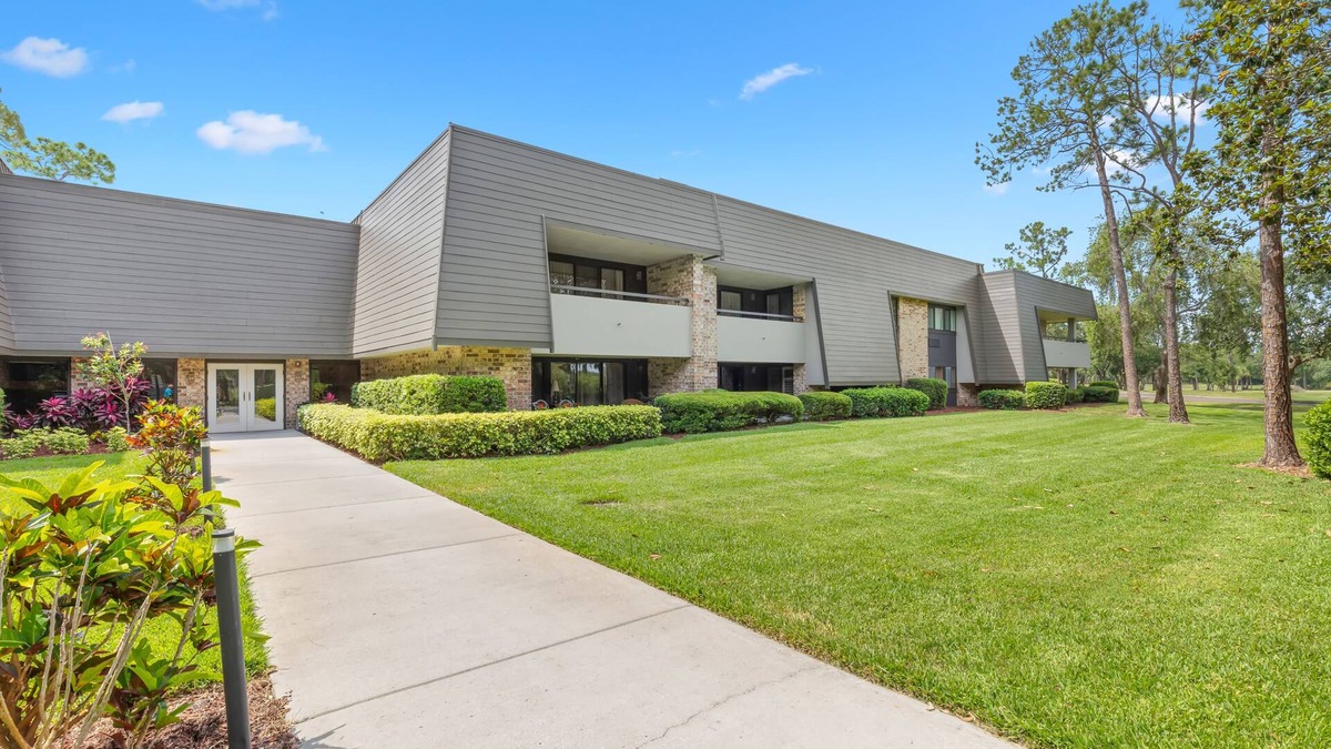 Palm Harbor Condo | PORTRUSH 3075 AT THE INNISBROOK RESORT RENOVATED CONDO WITH LAKE VIEW