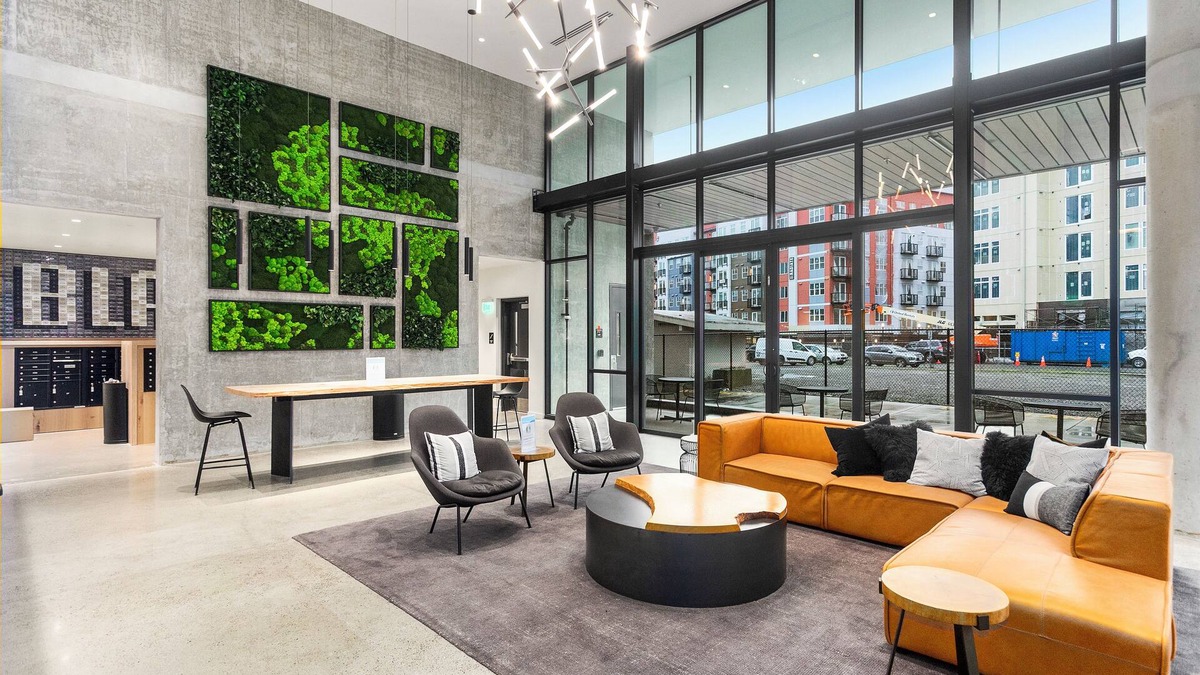 Downtown Apartment | Posh Lofty Pad in Central Redmond