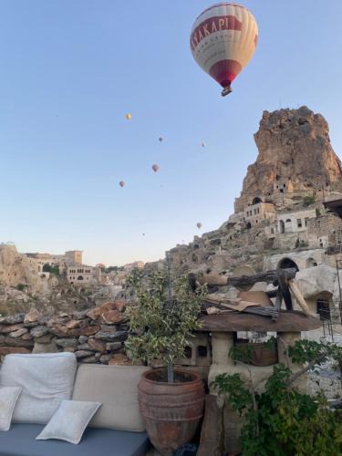 Ortahisar Hotel | Potamia Cave Suites