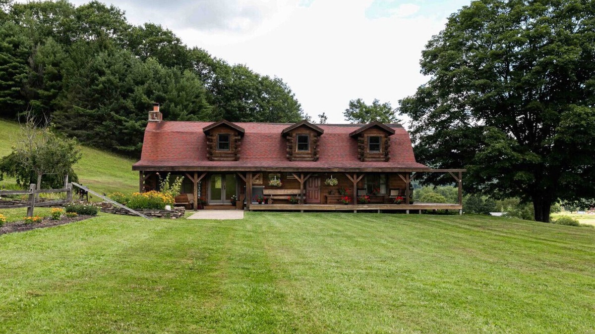 Shinglehouse House | Potter County Gasthaus - Full Lodge for Rent