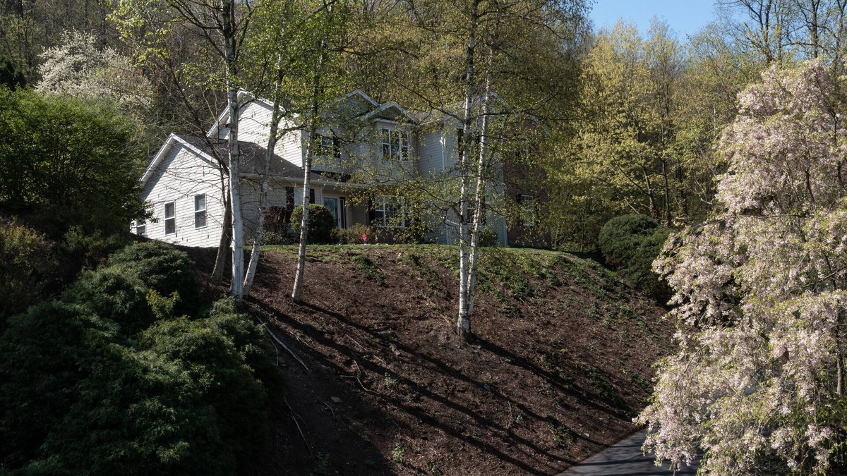 Pottsville House | Pottsville Mountain Home near Yuengling Brewery